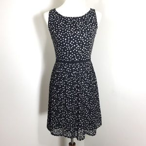 GAP Heart Shaped Polka Dot Sleeveless Pleated Skirt Dress Size 2